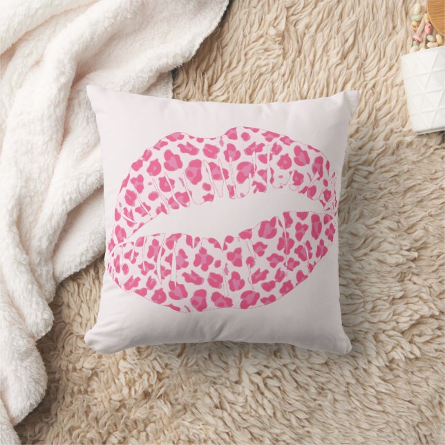 Pink Leopard Kiss Cushion (Blanket)