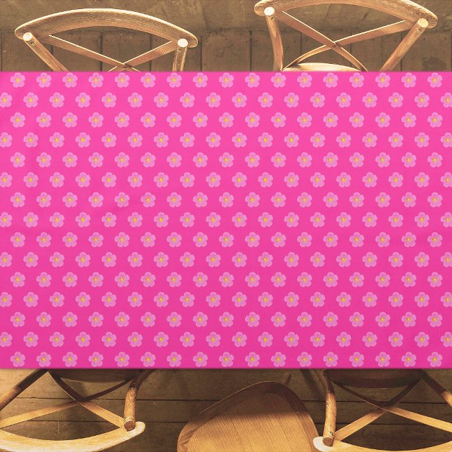 Pink Moss Rose Flower Seamless Pattern on Tablecloth (Pink Moss Rose flower seamless pattern on tablecloth)