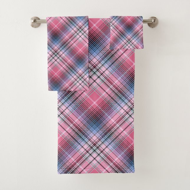 Pink Plaid Bath Towel Set (Insitu)