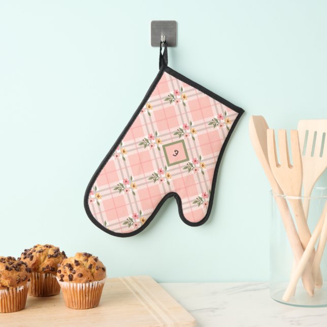 Pink Plaid Floral Oven Mitt (Insitu(Hanging))