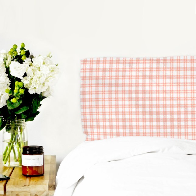 Pink Plaid Pattern Pillowcase (Creator Uploaded)