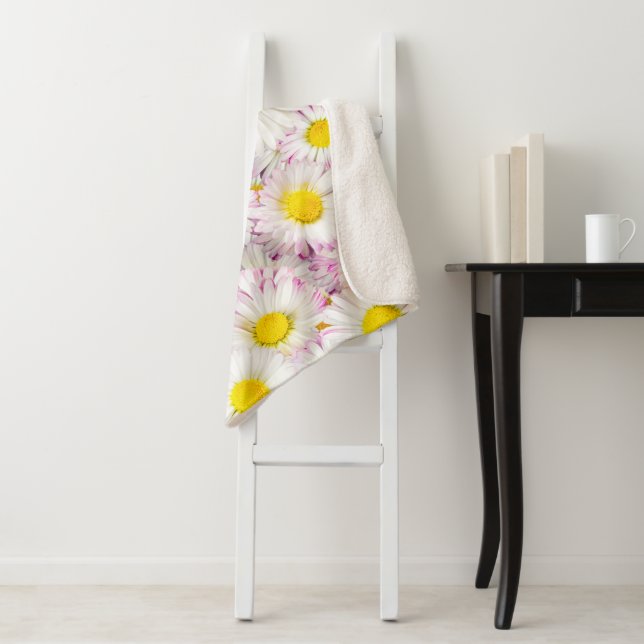 Pink Purple Daisy Flower Pattern Sherpa Blanket (In Situ)