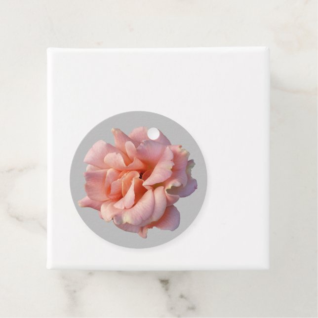 pink rose bloom favour tags (In Situ)