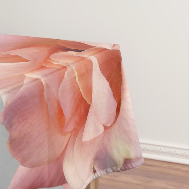 pink rose bloom tablecloth (In Situ)