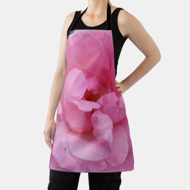 Pink rose flower apron (Insitu)