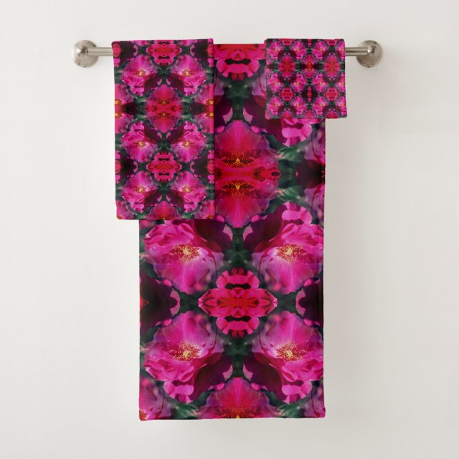Pink Roses Floral Abstract Art        Bath Towel Set (Insitu)
