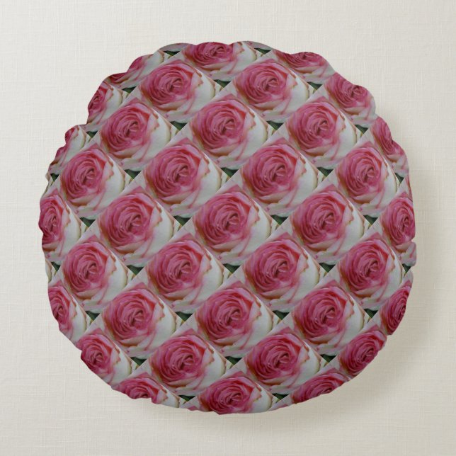 Pink roses round cushion (Front)