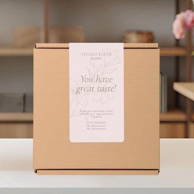 Pink | Simple Modern Florist Shipping Labels (Creator Uploaded)