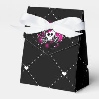Pink Skull Crossbones & Hearts Party Favour Boxes