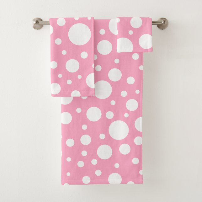 Pink Spots Bath Towel Set (Insitu)