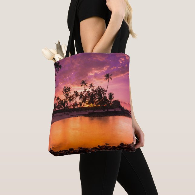 Pink Sunset Of Hawaii Beach Tote Bag (Close Up)