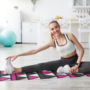 pink triangles yoga mat