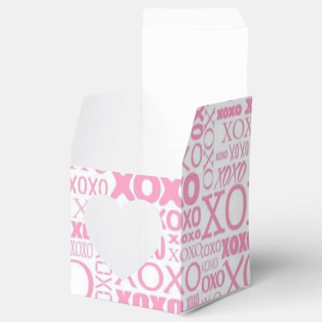 Pink & White Hugs & Kisses Pattern Heart Favour Bo Favour Box (Opened)