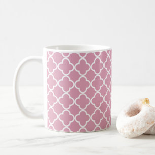Pink white quatrefoil coffee mug