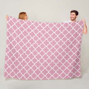 Pink white quatrefoil fleece blanket