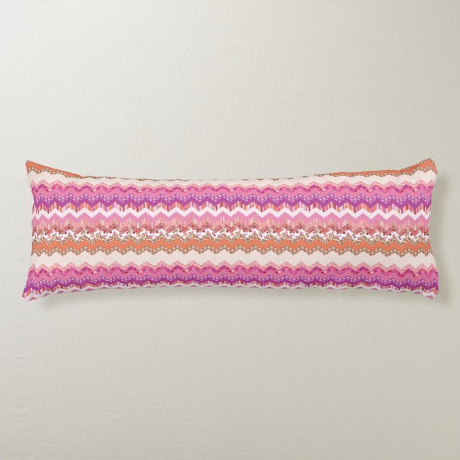 Pink zigzag background body cushion (Front)