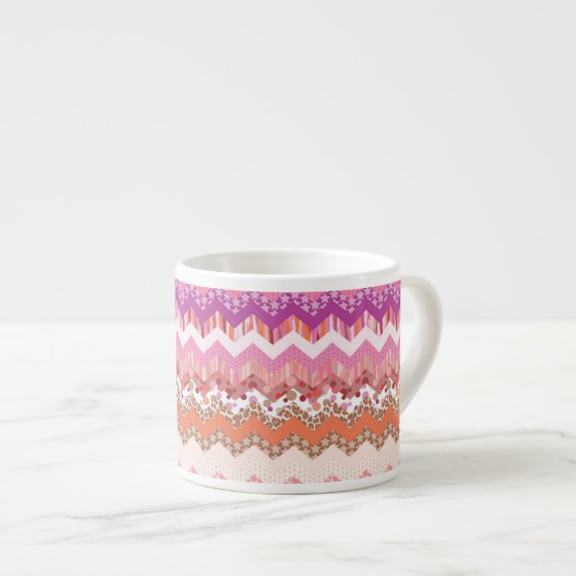Pink zigzag background espresso cup (Front Right)