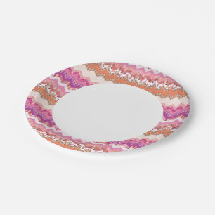 Pink zigzag background paper plate