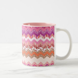 Pink zigzag background Two-Tone coffee mug