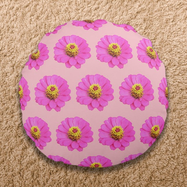 Pink Zinnia Flower Seamless Pattern on Round Cushion (Pink Zinnia flower seamless pattern on round throw pillow)