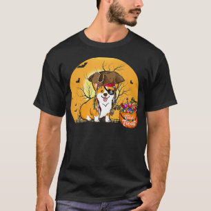 Pirate Corgi Halloween Costume  T-Shirt