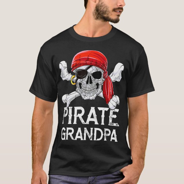 Pirate Grandpa Jolly Roger Fathers Day Gifts Famil T-Shirt (Front)