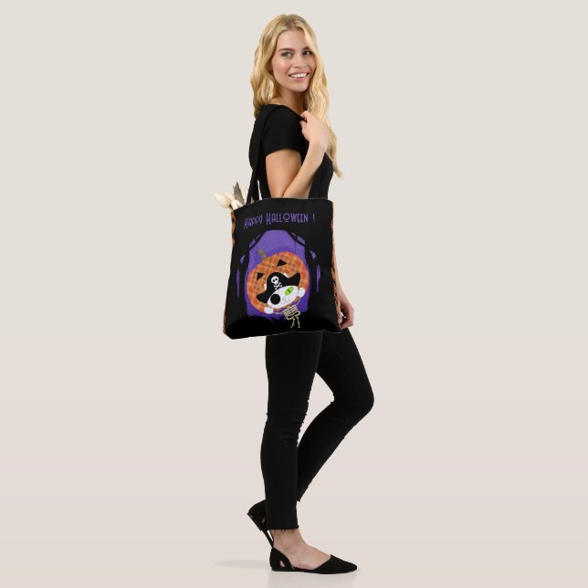 Pirate skeleton cat and plaid tote bag (On Model)