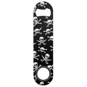 Pirate Skull and bones Bar Key