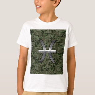 Pisces Zodiac Symbol Woodland Green Digital Camo T-Shirt