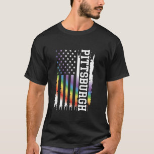 Pittsburgh United States Distressed Rainbow w US F T-Shirt