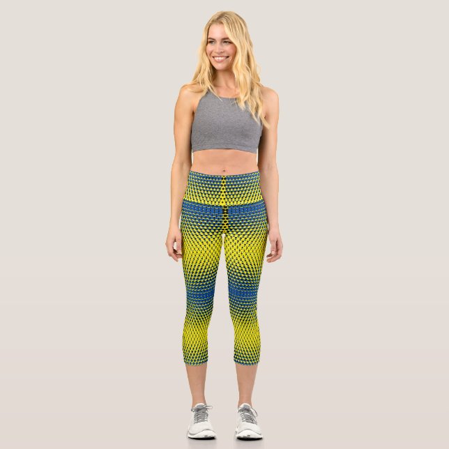 Pixel Pattern 09.BBLK.w BYellow BG Capri Leggings (Front)