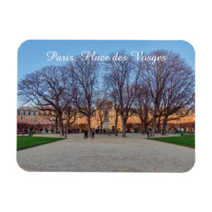 Place des Vosges in Paris - France Magnet