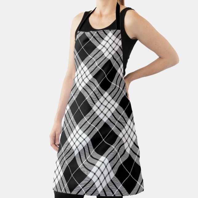 Plaid Apron (Insitu)