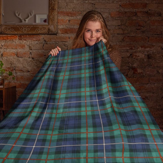 Plaid Clan Robertson Tartan Family Rustic Fleece Blanket (Rustic Plaid Robertson Tartan Sherpa Blanket)