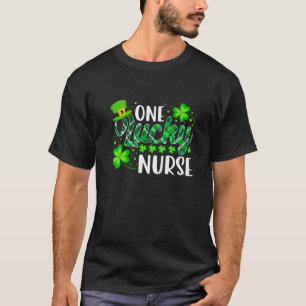 Plaid Shamrock Love Nurse Luck Nursing St Patricks T-Shirt