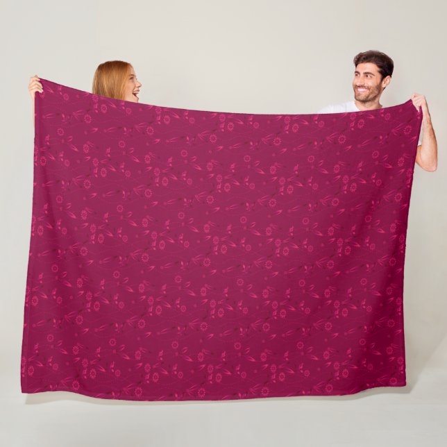 Plain floral pattern retro red fleece blanket (In Situ)