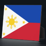 Plaque with flag of Philippines<br><div class="desc">Celebrate your pride for the Philippines with this stunning plaque featuring the iconic flag of the Philippines! This beautifully crafted plaque serves as both a symbol of national pride and a striking decorative piece. The vibrant flag design is printed with precision, bringing to life the rich colours and symbolism of...</div>