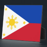 Plaque with flag of Philippines<br><div class="desc">Celebrate your pride for the Philippines with this stunning plaque featuring the iconic flag of the Philippines! This beautifully crafted plaque serves as both a symbol of national pride and a striking decorative piece. The vibrant flag design is printed with precision, bringing to life the rich colours and symbolism of...</div>