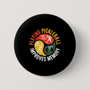 Playing pickleball player memory humour retro padd 6 cm round badge