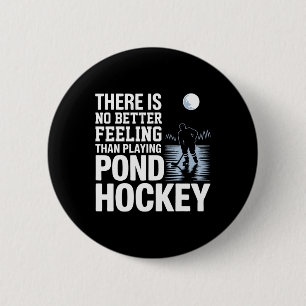 Playing Pond Hockey (1) 6 Cm Round Badge