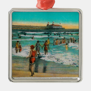 Pleasure Pier and Sun Parlour Metal Tree Decoration