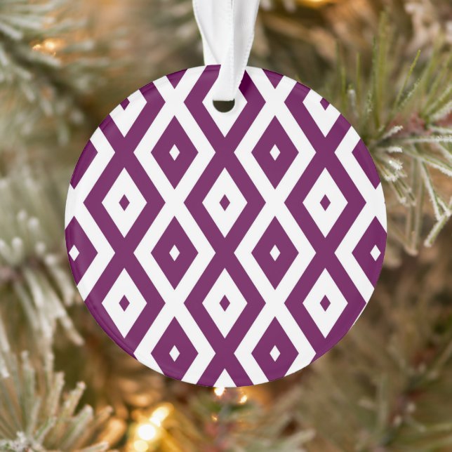 Plum purple and white diamond pattern ornament (Tree)