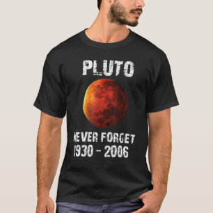 Pluto Never Forget 1930 2006 Vintage T-Shirt
