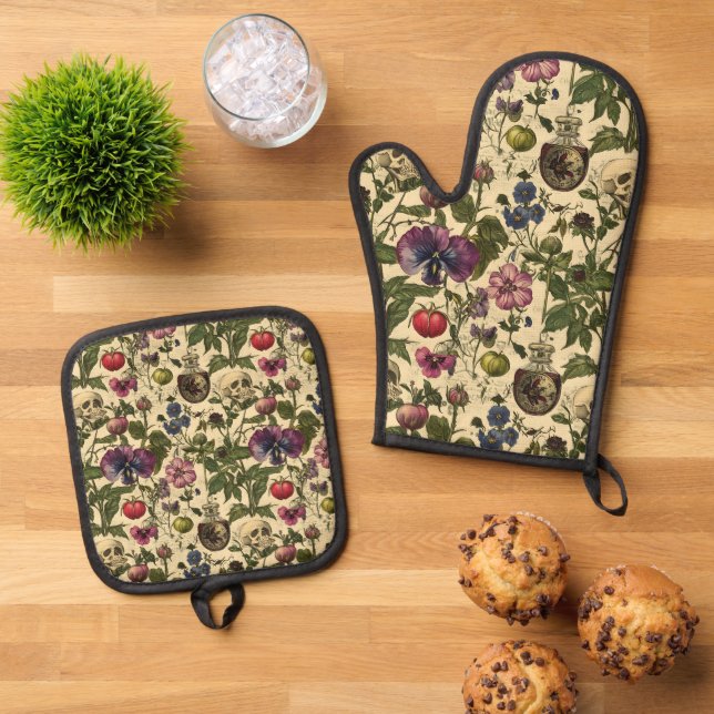 Poison Petals Oven Mitt & Pot Holder Set (Top Down)