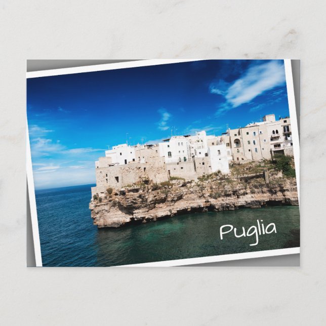Polignano a Mare houses on a cliff in Puglia Postcard (Front)
