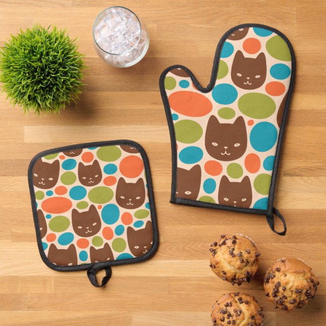 Polka Dot Cats Pattern Oven Mitt & Pot Holder Set (Top Down)