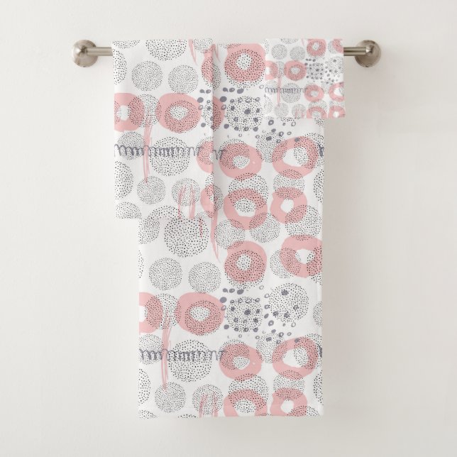 Polka Dot Circle Pattern Bath Towel Set (Insitu)