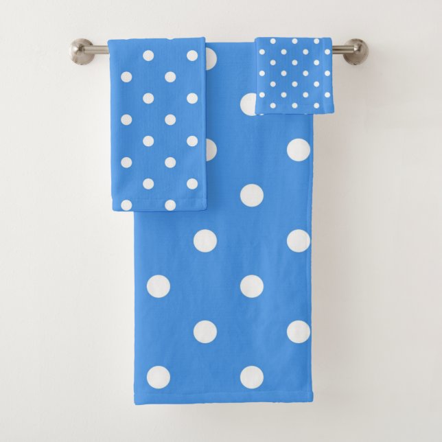 Polka dot pattern bath towel set (Insitu)