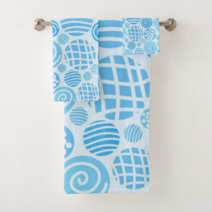 Polka dot pattern bath towel set