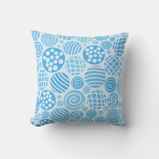 Polka dot pattern cushion (Front)